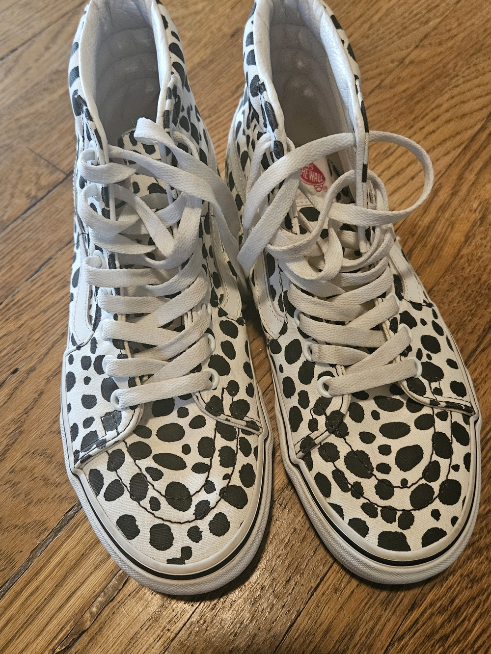 Vans High-Top Sneakers in White with Black Spot Print - Picture 4 of 5